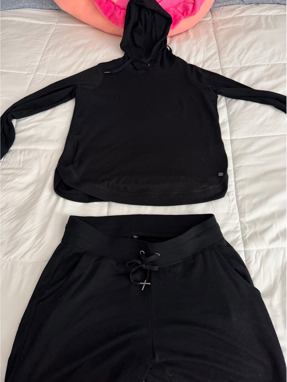 Gaiam Women's Black Hoodie and Jogger Sweatpants Set Medium